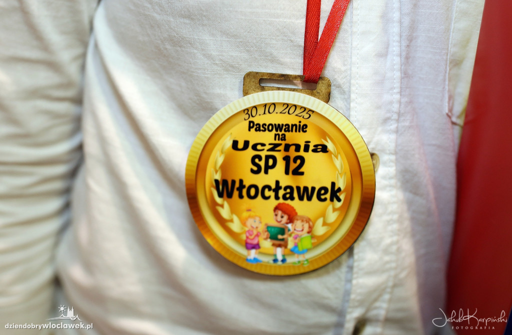 Pasowanie na ucznia w SP 12