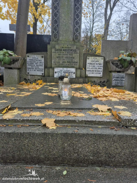 Włocławskie szkoły pamiętają o zmarłych