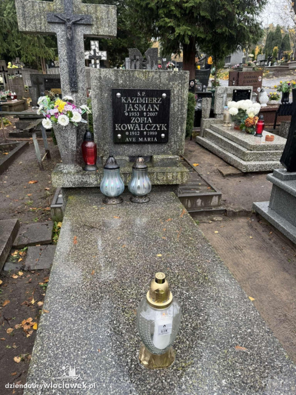 Włocławskie szkoły pamiętają o zmarłych