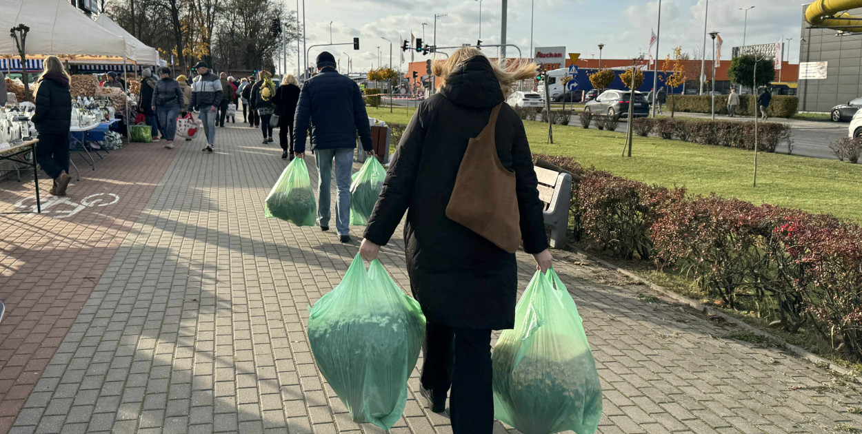 31 października ruch na cmentarzu jak 1 listopada
