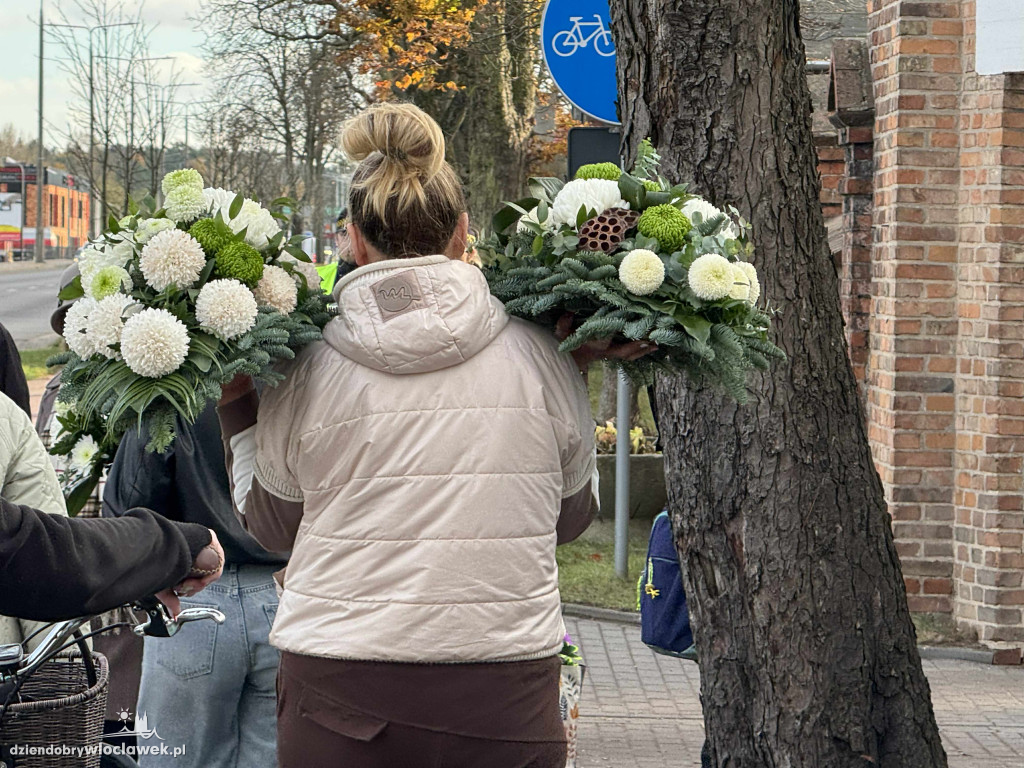 31 października ruch na cmentarzu jak 1 listopada