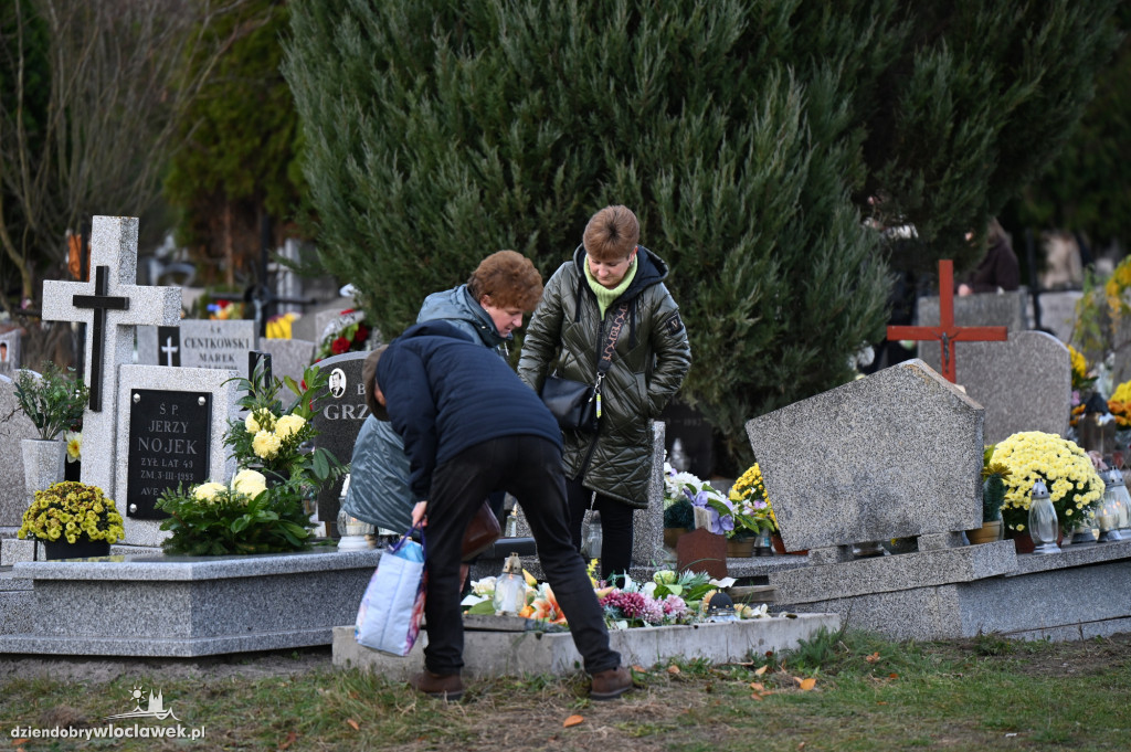 Wszystkich Świętych 2025: Cmentarz w Pińczacie