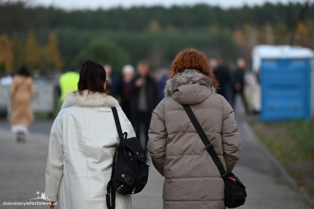 Wszystkich Świętych 2025: Cmentarz w Pińczacie