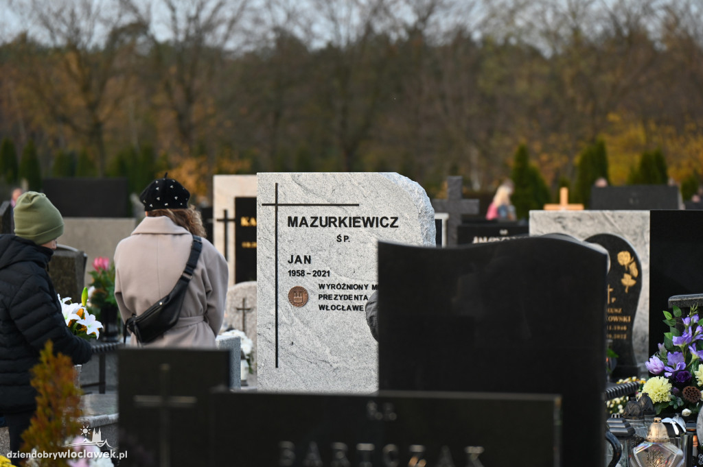 Wszystkich Świętych 2025: Cmentarz w Pińczacie