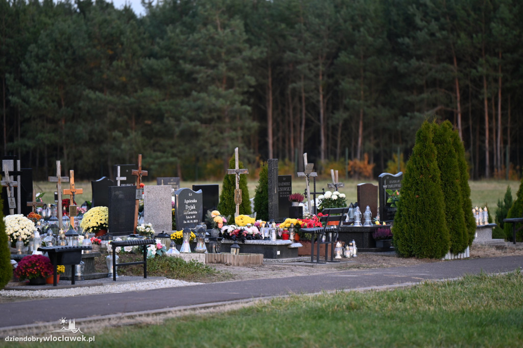 Wszystkich Świętych 2025: Cmentarz w Pińczacie