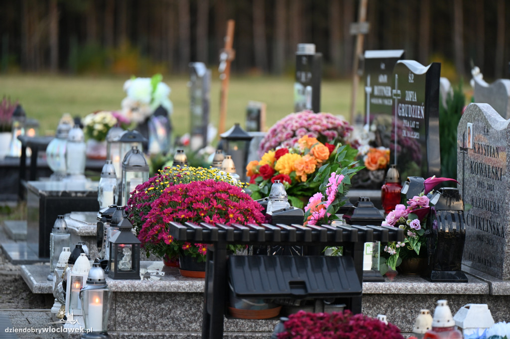 Wszystkich Świętych 2025: Cmentarz w Pińczacie