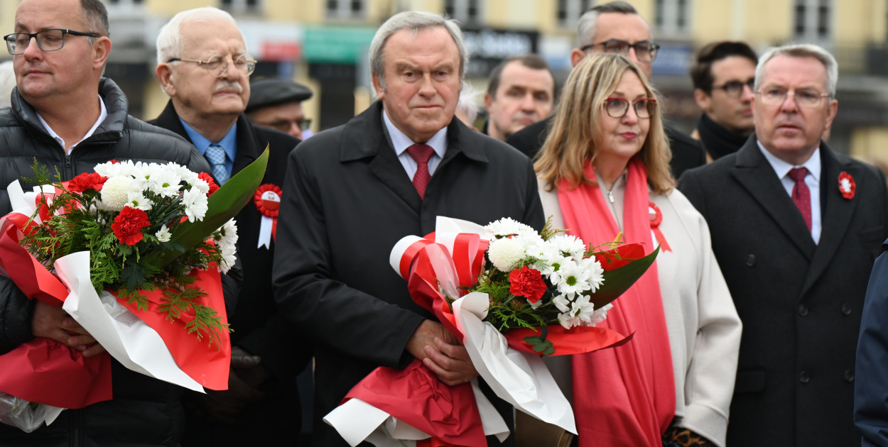 11.XI - obchody na placu Wolności
