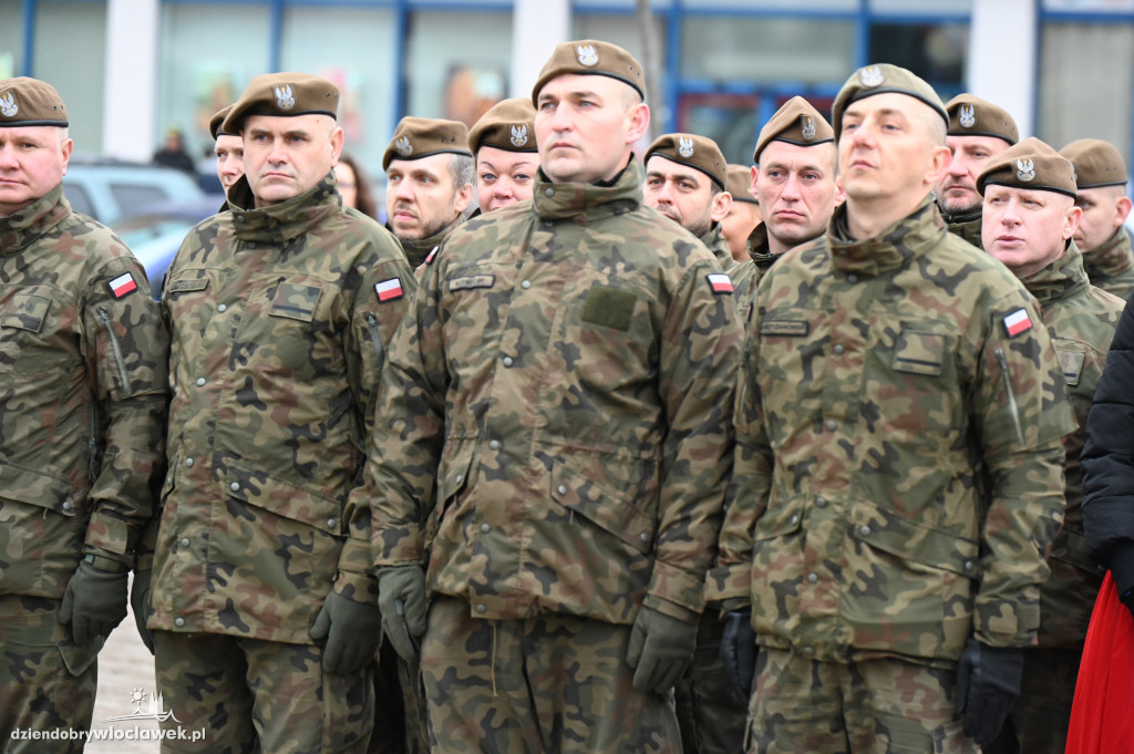 11.XI - obchody na placu Wolności