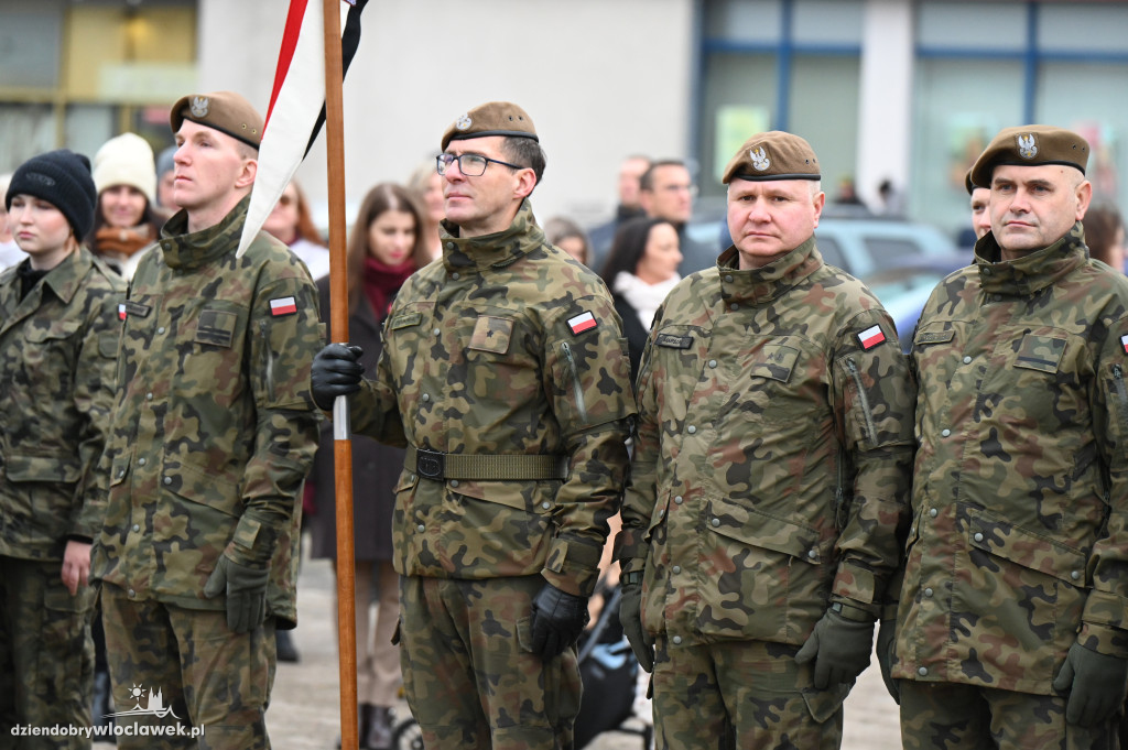 11.XI - obchody na placu Wolności