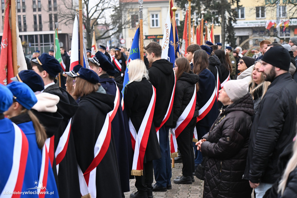 11.XI - obchody na placu Wolności