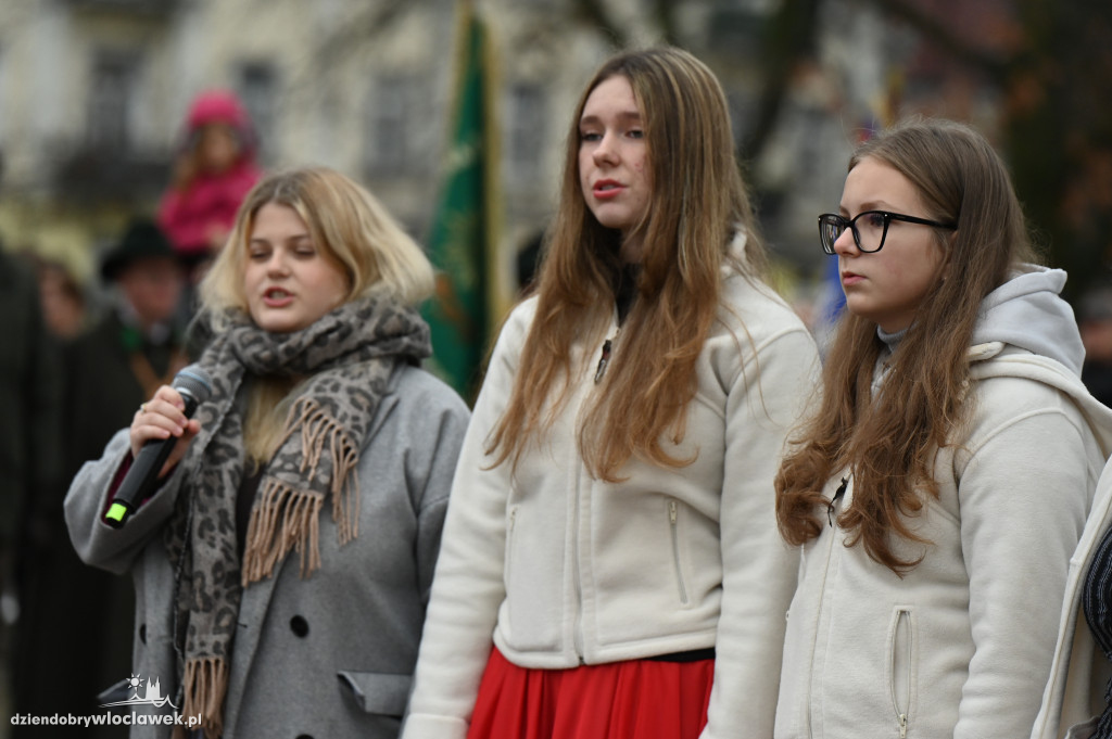 11.XI - obchody na placu Wolności