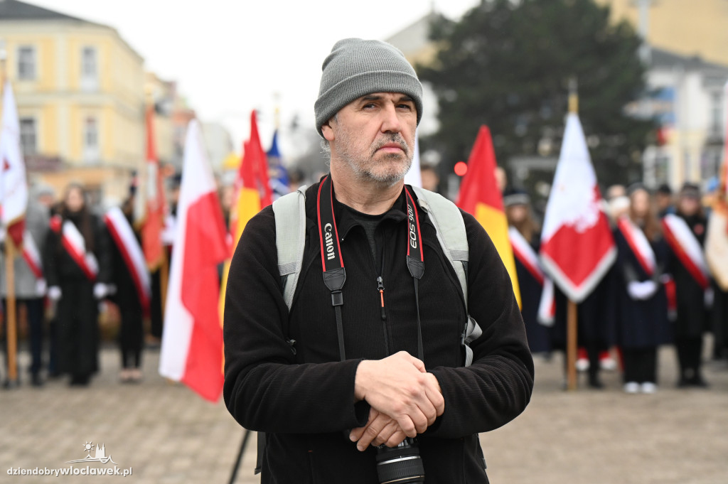 11.XI - obchody na placu Wolności