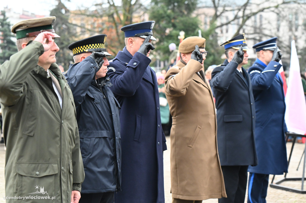 11.XI - obchody na placu Wolności