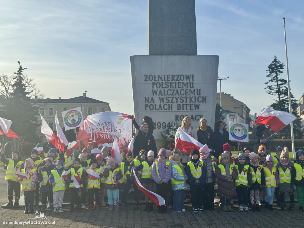 „107 Świateł Pamięci” na Placu Wolności