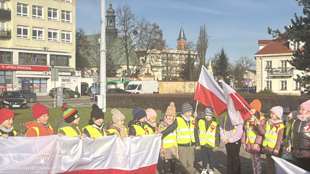 „107 Świateł Pamięci” na Placu Wolności