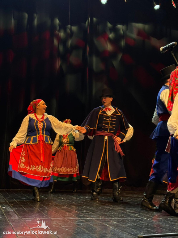 III Powiatowy Przegląd Zespołów Folklorystycznych w Brześciu Kujawskim