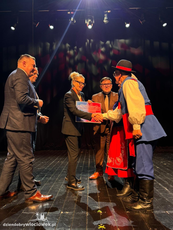 III Powiatowy Przegląd Zespołów Folklorystycznych w Brześciu Kujawskim