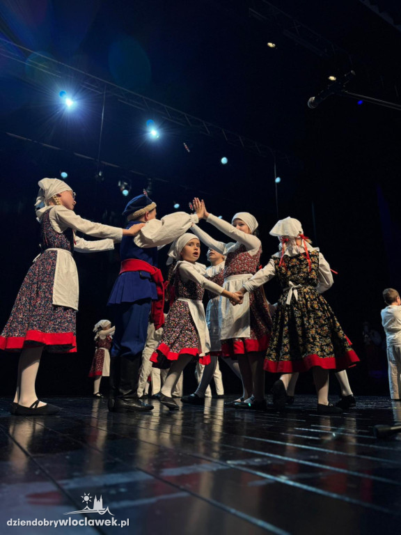 III Powiatowy Przegląd Zespołów Folklorystycznych w Brześciu Kujawskim