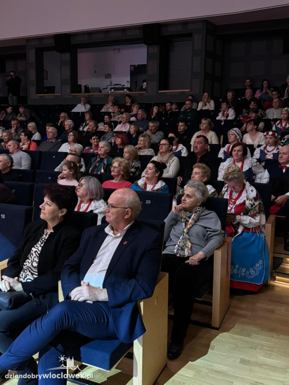 III Powiatowy Przegląd Zespołów Folklorystycznych w Brześciu Kujawskim