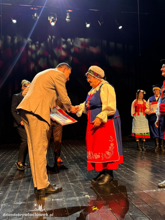 III Powiatowy Przegląd Zespołów Folklorystycznych w Brześciu Kujawskim