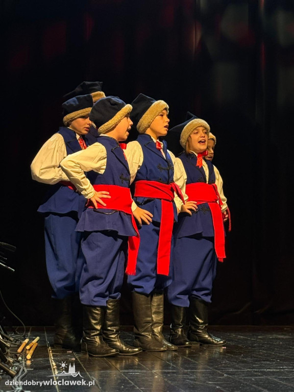 III Powiatowy Przegląd Zespołów Folklorystycznych w Brześciu Kujawskim