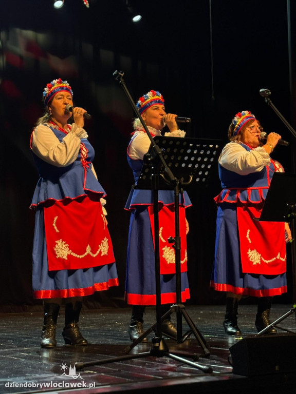 III Powiatowy Przegląd Zespołów Folklorystycznych w Brześciu Kujawskim