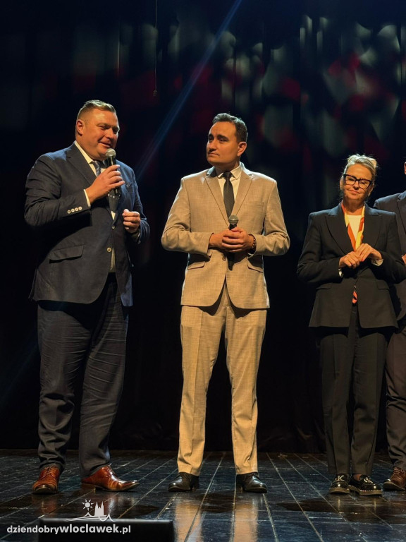 III Powiatowy Przegląd Zespołów Folklorystycznych w Brześciu Kujawskim