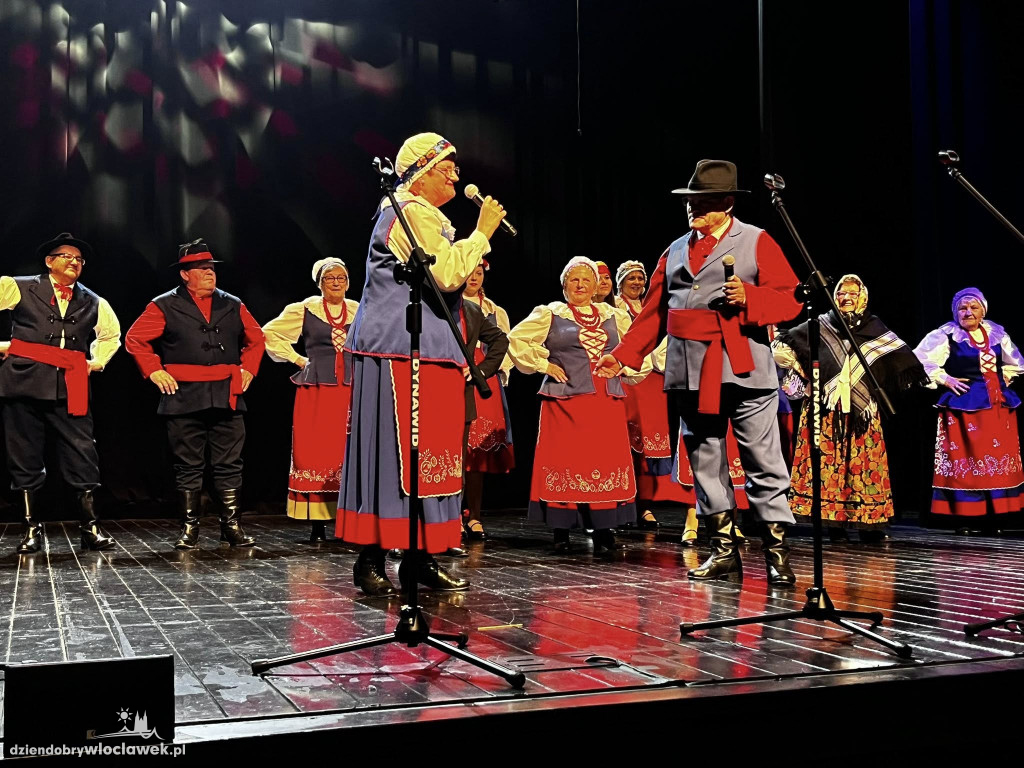 III Powiatowy Przegląd Zespołów Folklorystycznych w Brześciu Kujawskim