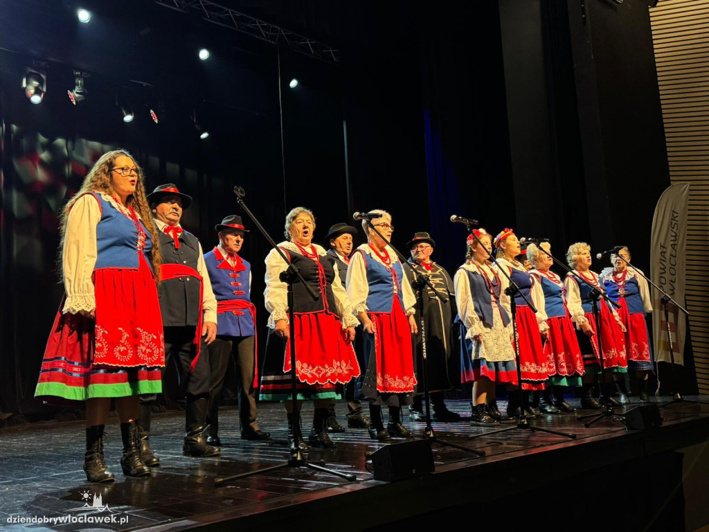 III Powiatowy Przegląd Zespołów Folklorystycznych w Brześciu Kujawskim