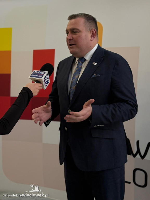 III Powiatowy Przegląd Zespołów Folklorystycznych w Brześciu Kujawskim