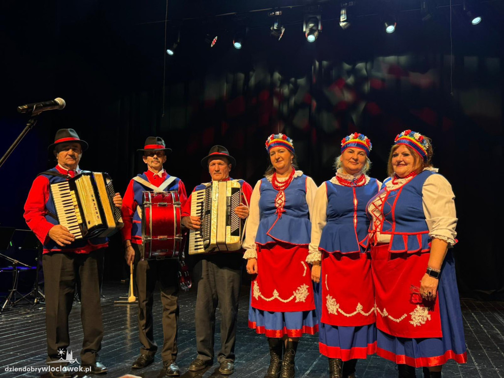 III Powiatowy Przegląd Zespołów Folklorystycznych w Brześciu Kujawskim