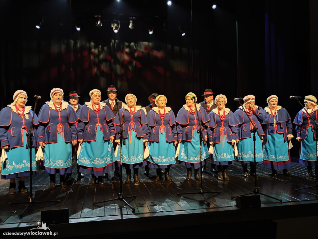 III Powiatowy Przegląd Zespołów Folklorystycznych w Brześciu Kujawskim