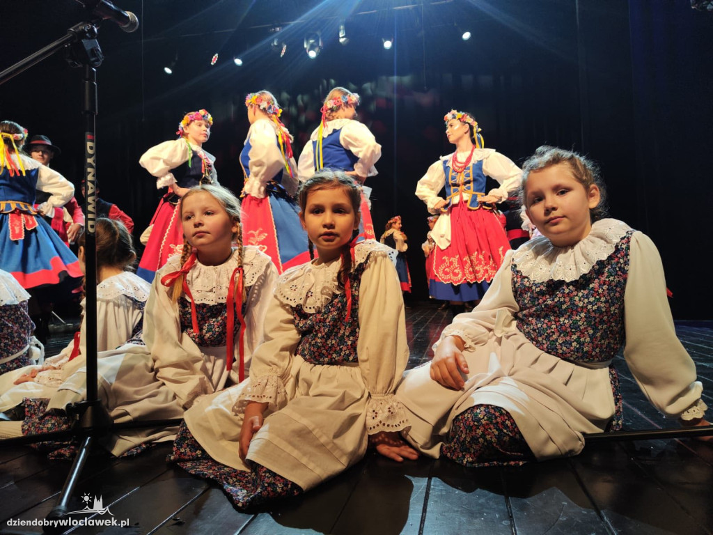 III Powiatowy Przegląd Zespołów Folklorystycznych w Brześciu Kujawskim