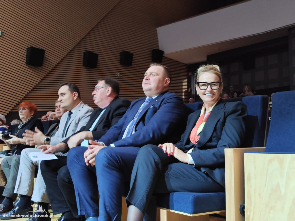 III Powiatowy Przegląd Zespołów Folklorystycznych w Brześciu Kujawskim