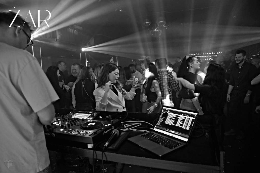PINK PARTY w klubie ŻAR - Wieczór w kolorze różu