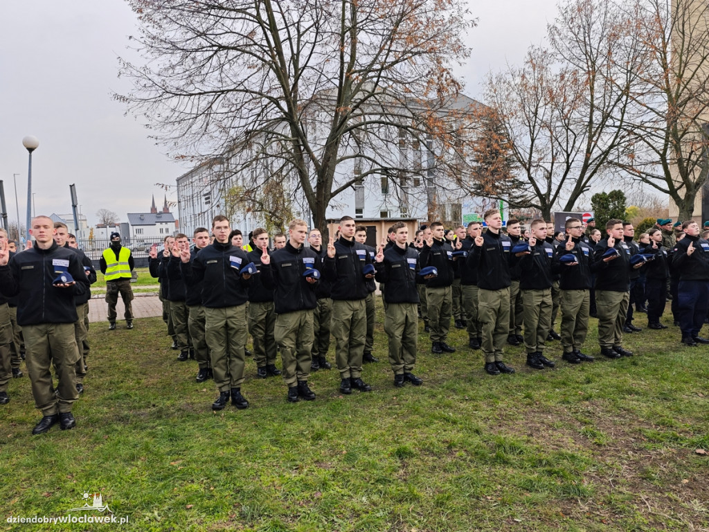 Ślubowanie kadetów w Zespole Szkół Akademickich