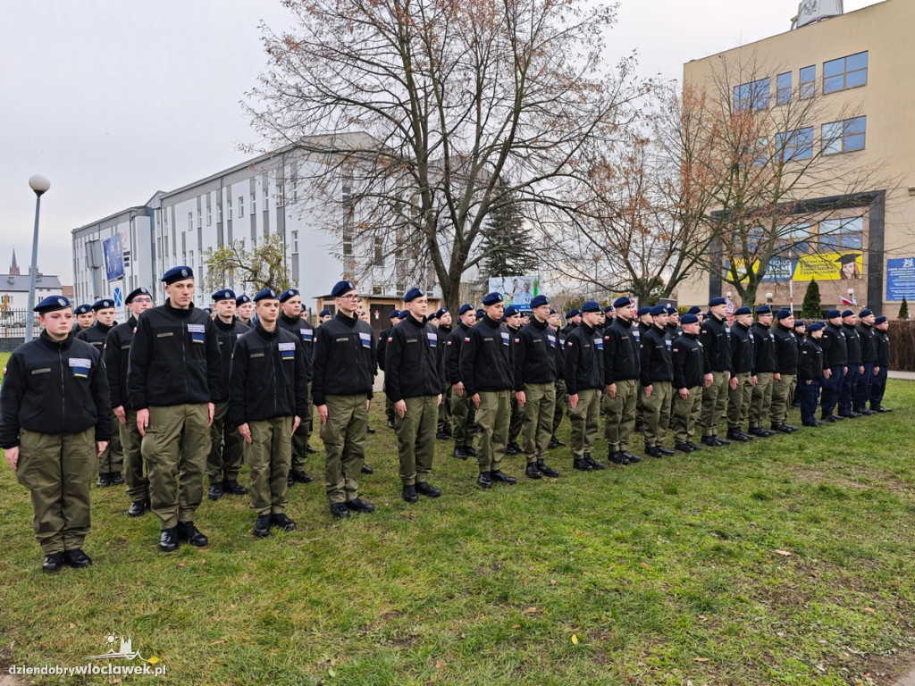 Ślubowanie kadetów w Zespole Szkół Akademickich