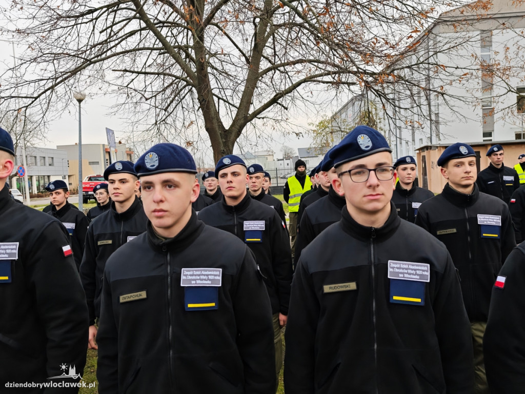 Ślubowanie kadetów w Zespole Szkół Akademickich