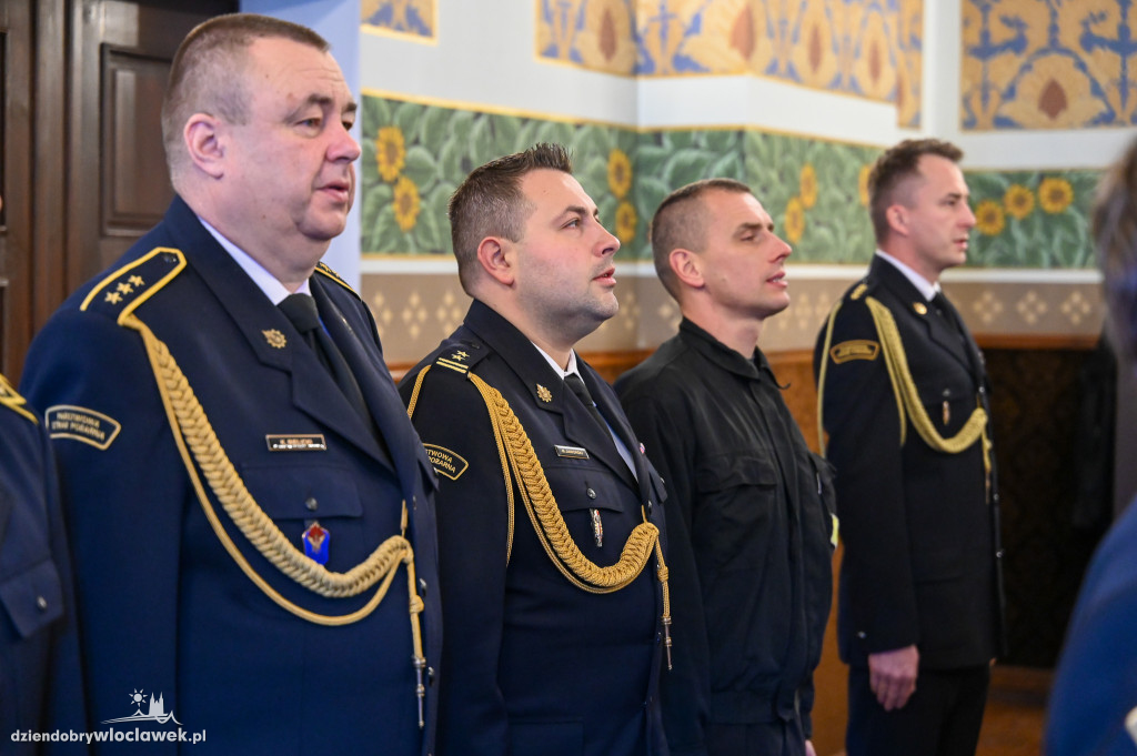 Włocławscy strażacy z awansami i nagrodami