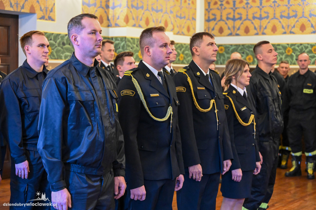 Włocławscy strażacy z awansami i nagrodami