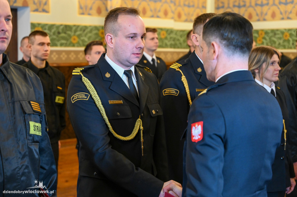 Włocławscy strażacy z awansami i nagrodami
