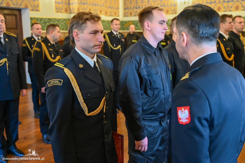 Włocławscy strażacy z awansami i nagrodami