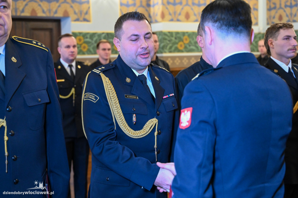 Włocławscy strażacy z awansami i nagrodami