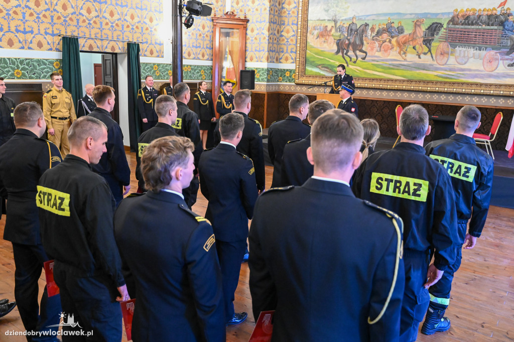 Włocławscy strażacy z awansami i nagrodami