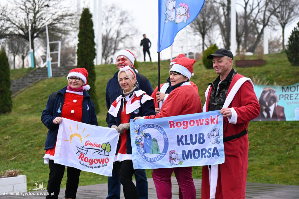 Mikołajkowe Przepływanie Wisły 2025 we Włocławku