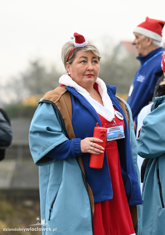 Mikołajkowe Przepływanie Wisły 2025 we Włocławku
