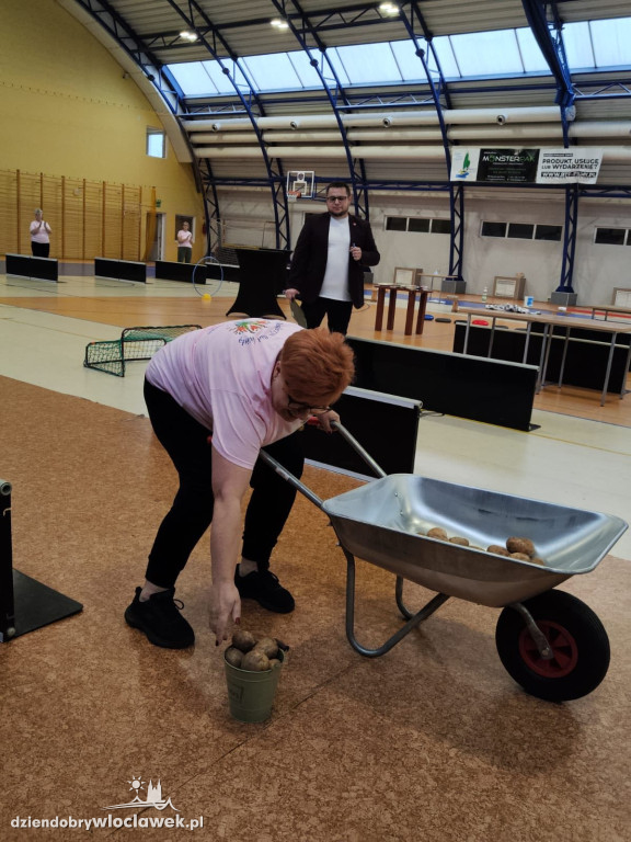 II Igrzyska Kół Gospodyń Wiejskich w Dobrzyniu nad Wisłą