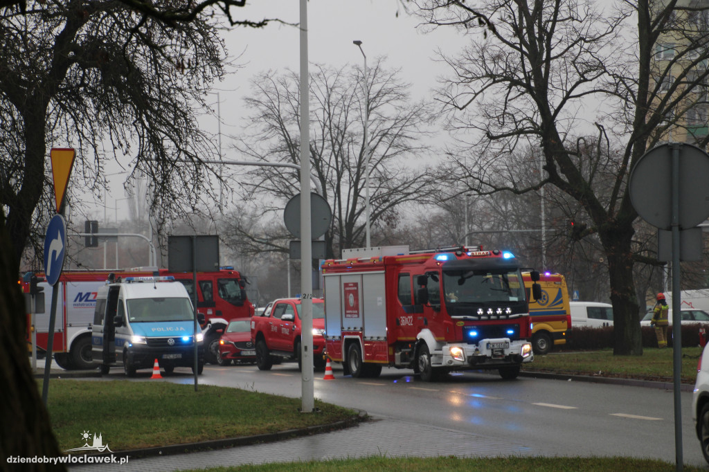 Zderzenie na skrzyżowaniu Okrzei z Wyszyńskiego