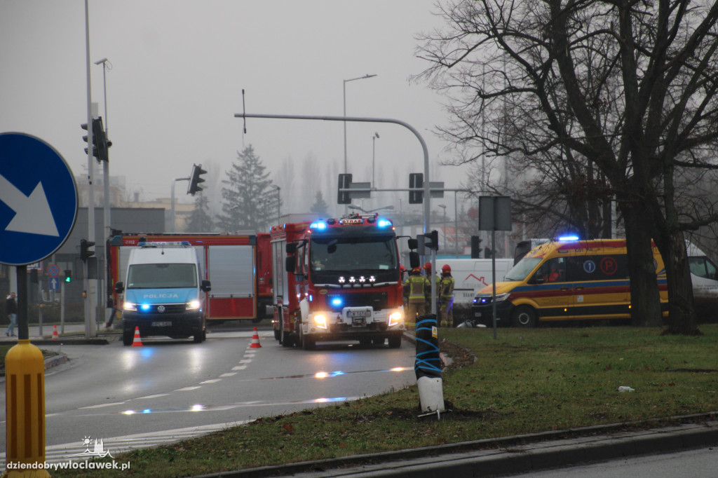 Zderzenie na skrzyżowaniu Okrzei z Wyszyńskiego