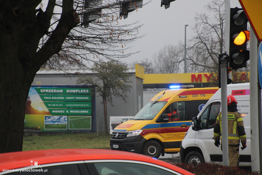 Zderzenie na skrzyżowaniu Okrzei z Wyszyńskiego